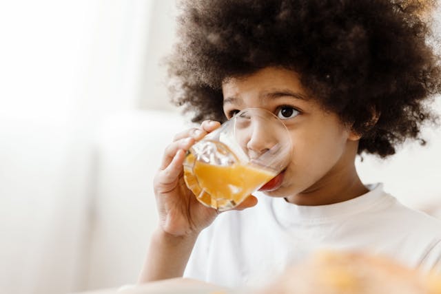 Increased servings of 100% fruit juice per day associated with BMI gain in children | Image Credit: © Drobot Dean - © Drobot Dean - stock.adobe.com.