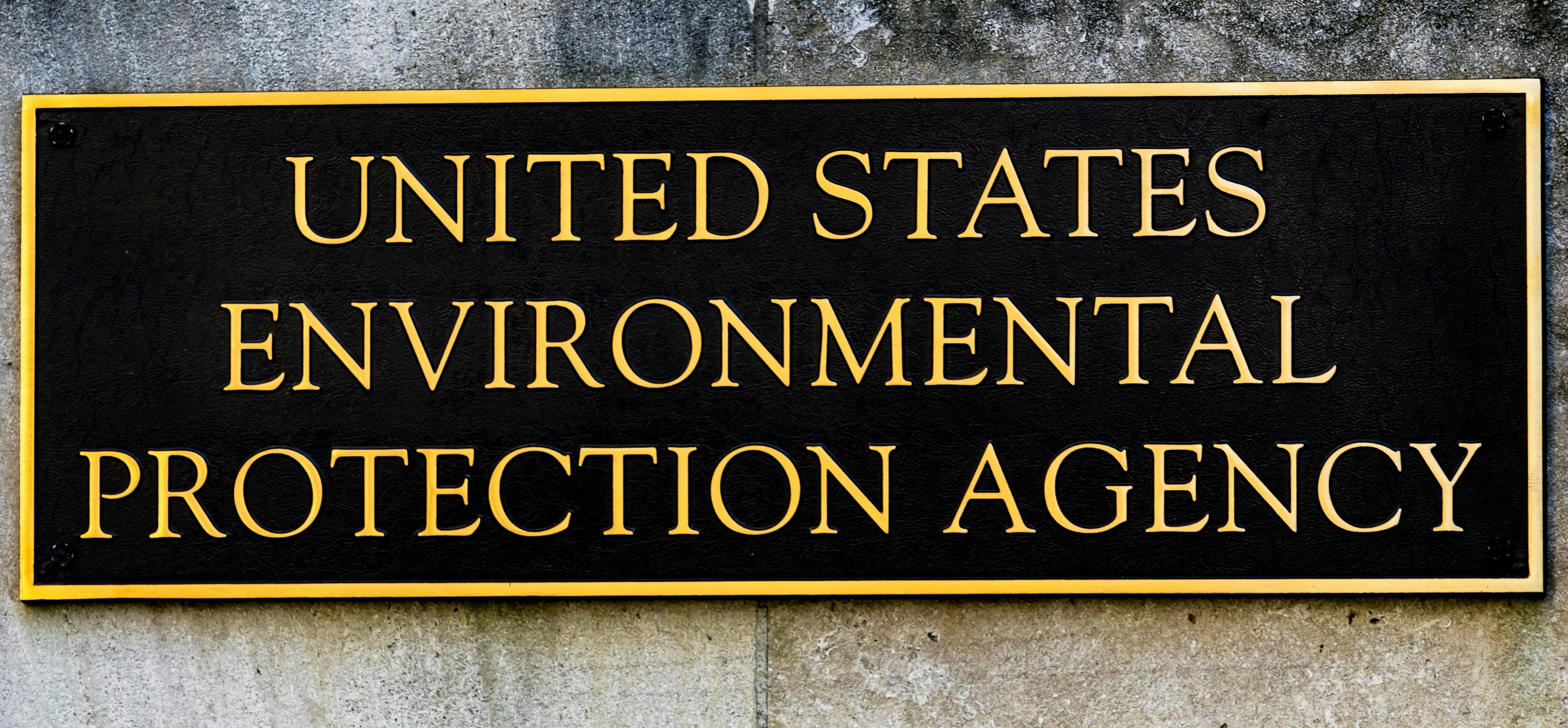 EPA proposes new lead paint standards for pre-1978 buildings, child facilities | Image Credit: © Bill Perry - © Bill Perry - stock.adobe.com.