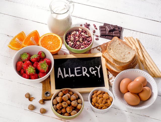 Omalizumab reduces allergic reactions to common foods in pediatric patients | Image Credit: © bit24 - © bit24 - stock.adobe.com.