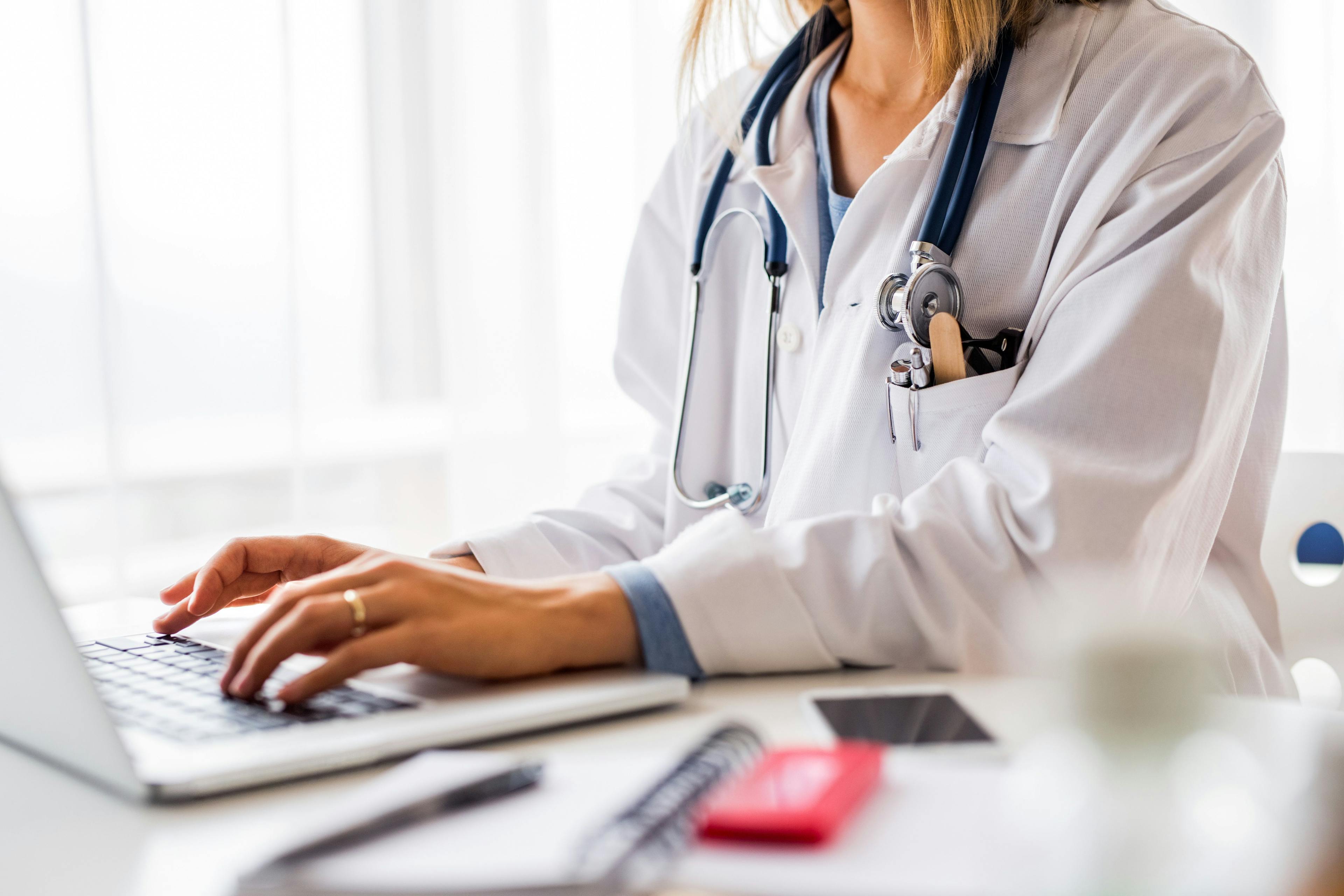 Reduce patient no-shows with a personalized, digital solution-driven approach | Image Credit: © Halfpoint - © Halfpoint - stock.adobe.com.