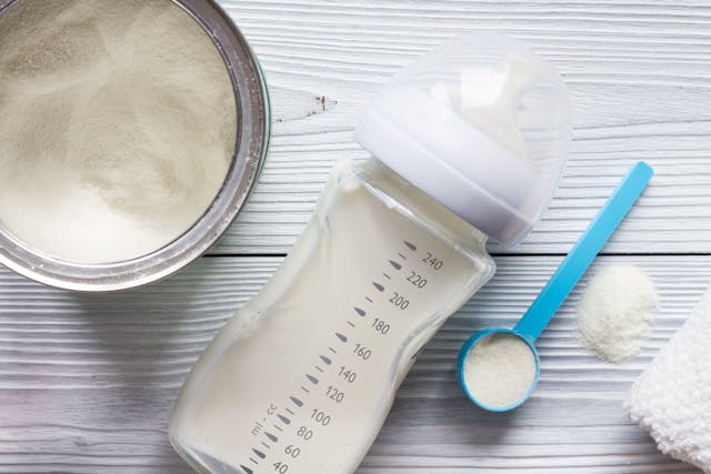 How do infant formulas compare to composition or performance of human milk? | Image Credit: © 279photo - © 279photo - stock.adobe.com.